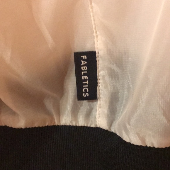 Fabletics lightweight jacket XL - Picture 7 of 9